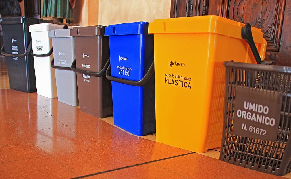 raccolta-differenziata-bidoni