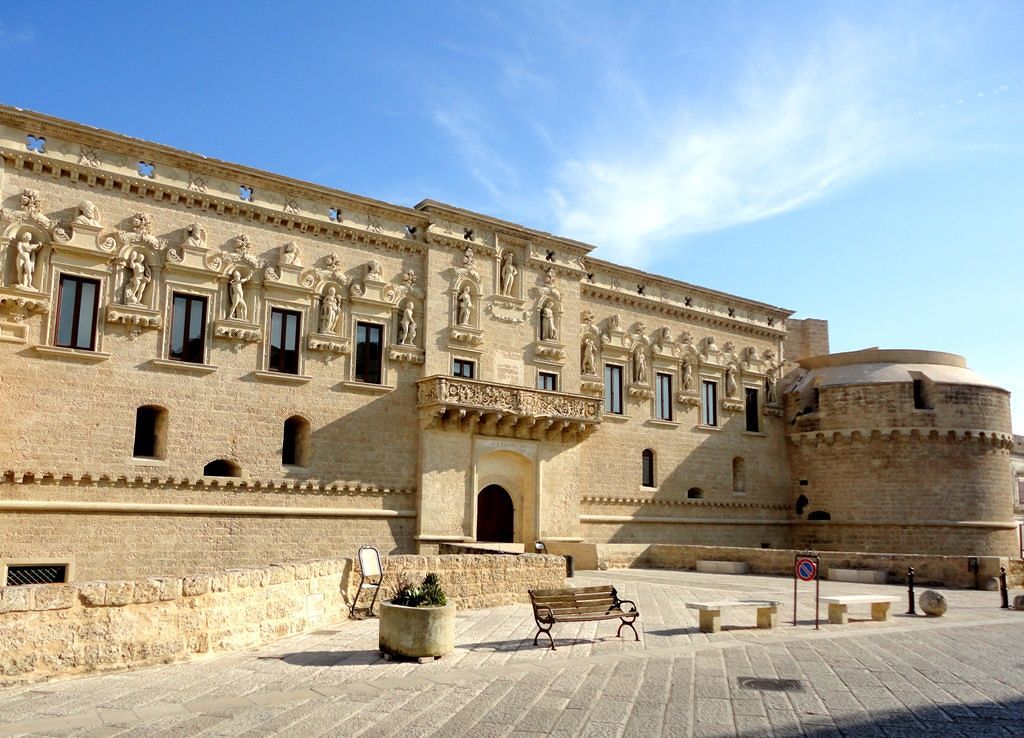 castello-de-monti.corigliano
