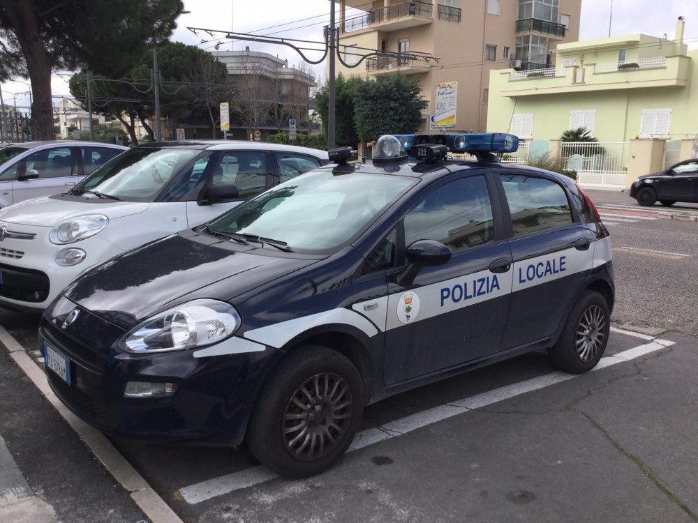Polizia-municipale-street-control