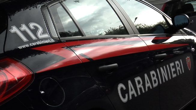 Carabinieri-auto