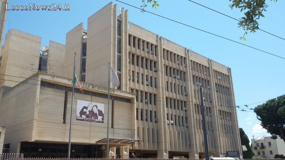 tribunale-lecce-facciata