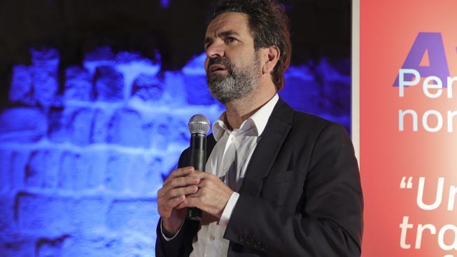 Sindaco Lecce Carlo Salvemini