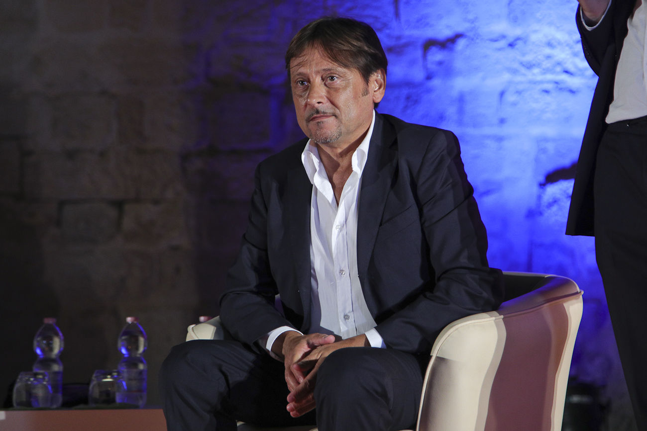 senatore Dario Stefano
