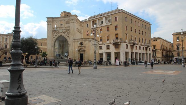 sant-oronzo-lecce-sedile