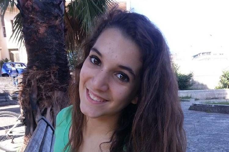 noemi-durini-specchia-facebook
