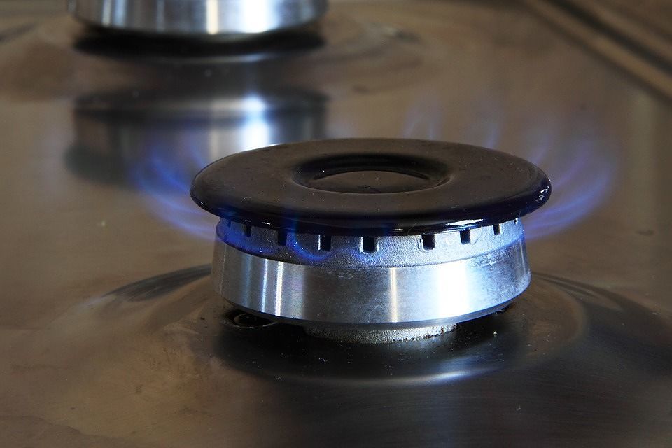 Le fiamme si sono sprigionate dal fornello del gas