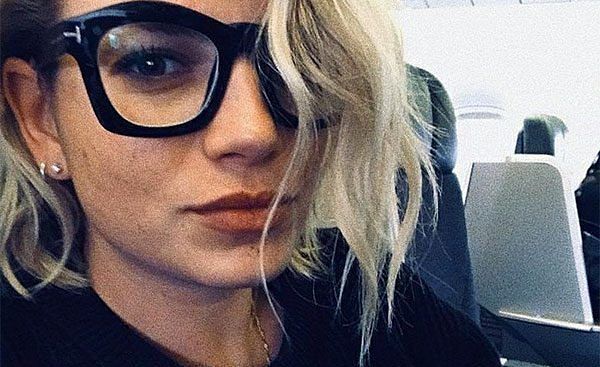 emma-marrone-aereo-NY