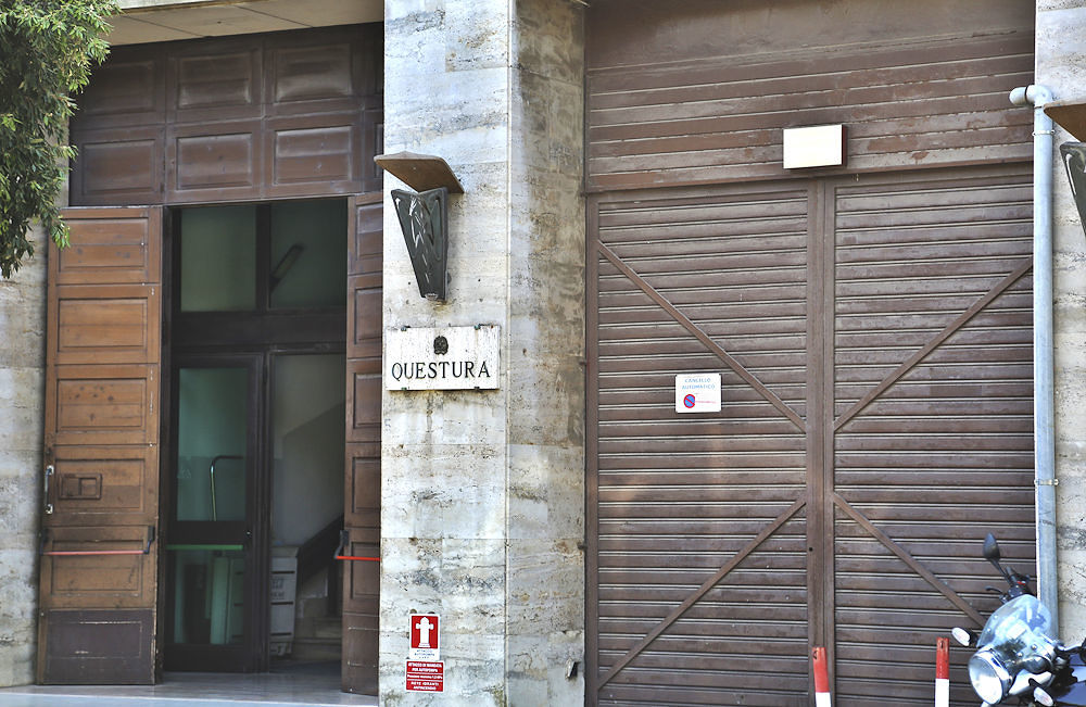 La Questura di lecce (Ph. Marco Perulli)