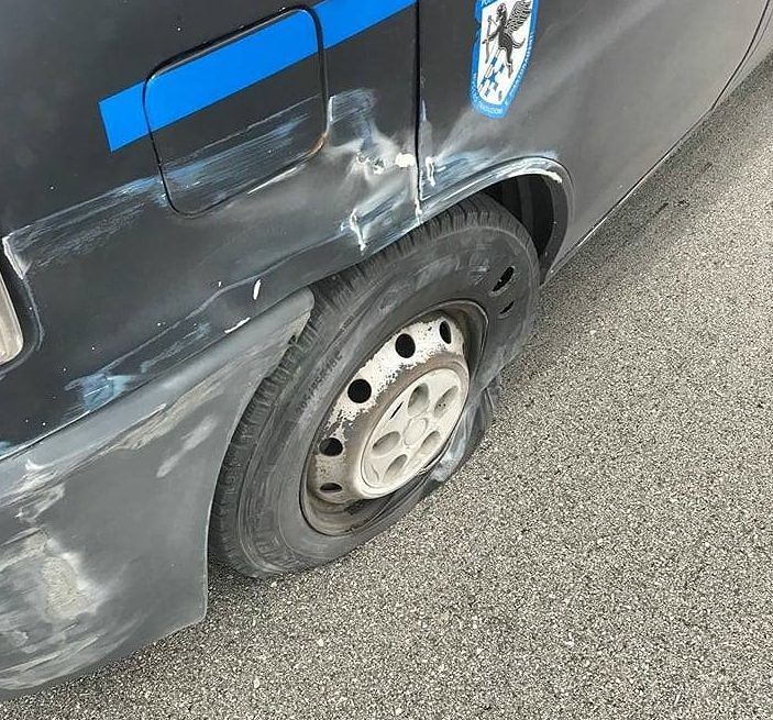 Lo pneumatico scoppiato