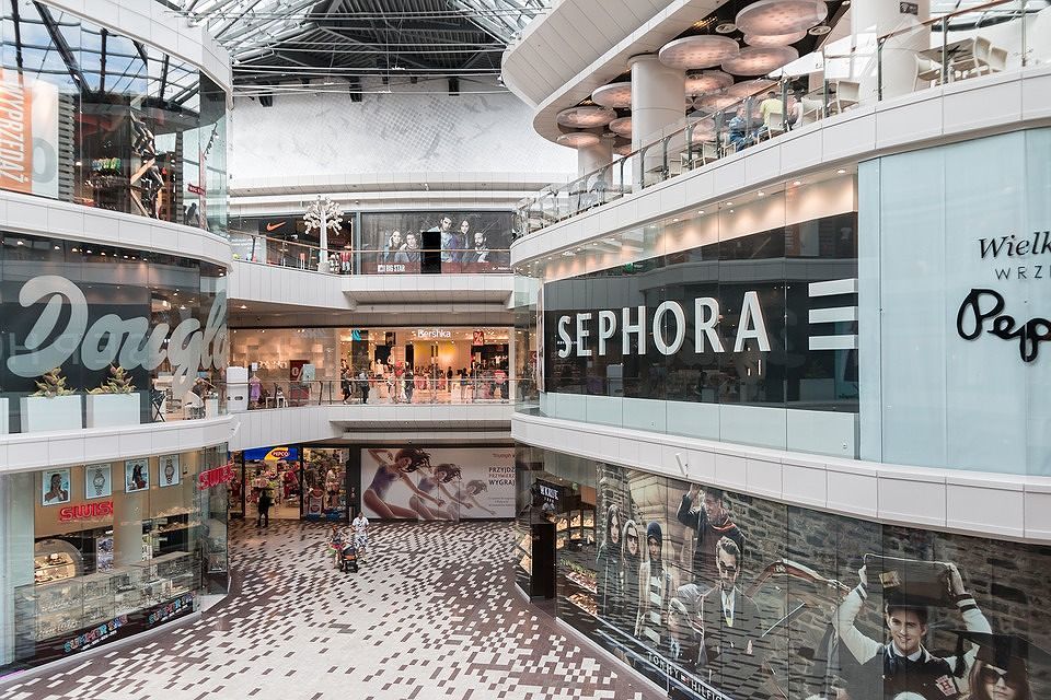 I centri commerciali sono sempre aperti