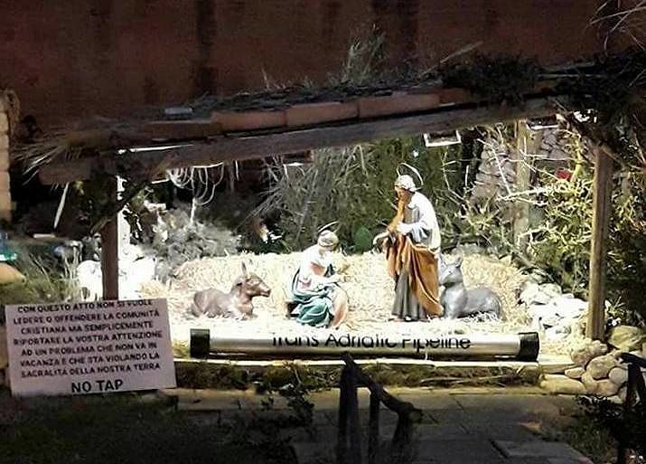 tap-presepe-castello-carlo-v