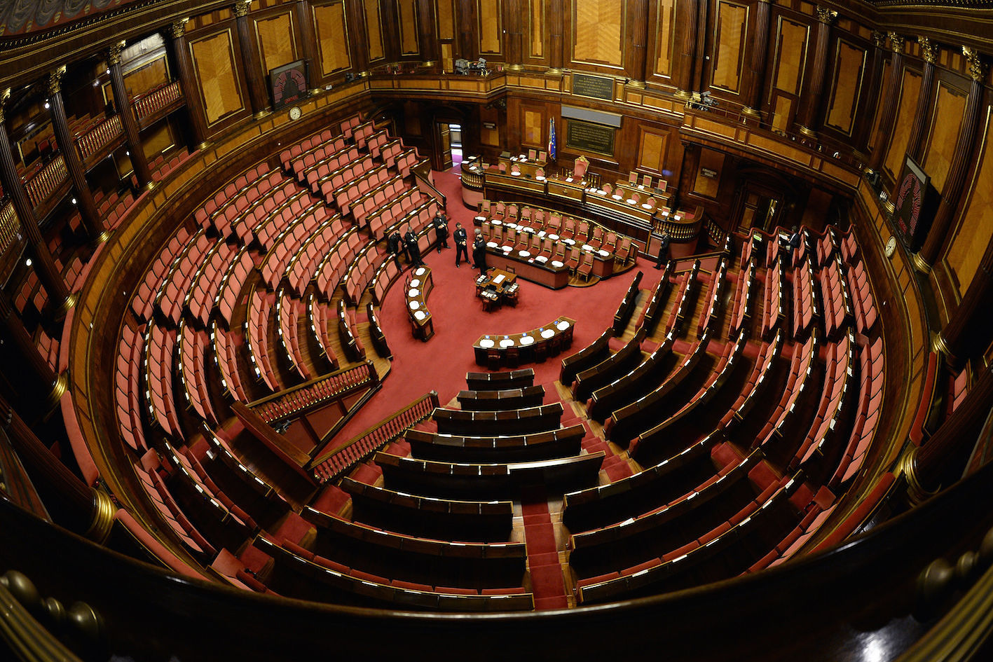 Interno della sede del Parlamento (dal web)