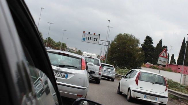 auto-lecce