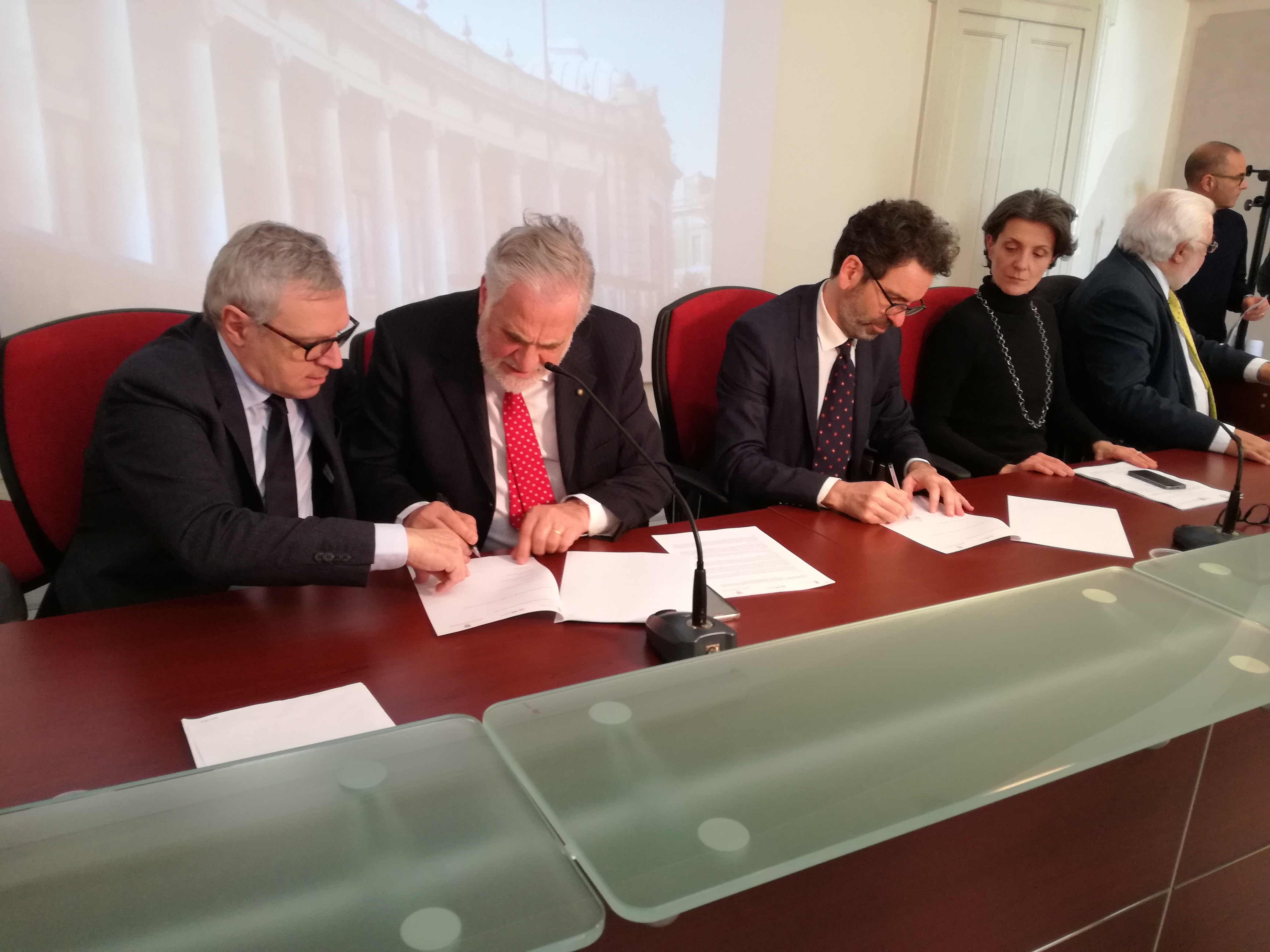 Firma Protocollo per la Casa del Mutilato