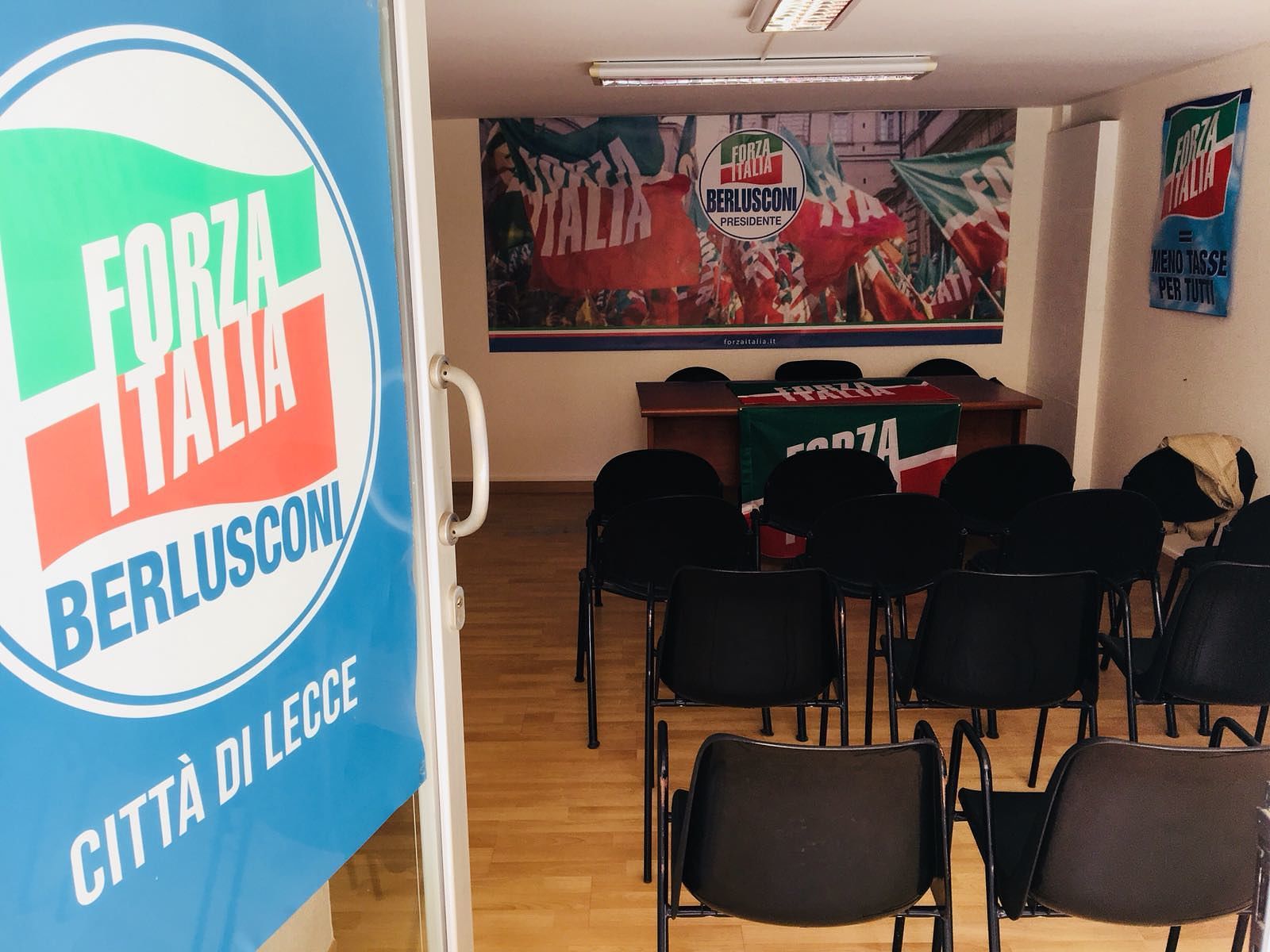 La sede di Forza Italia a Lecce