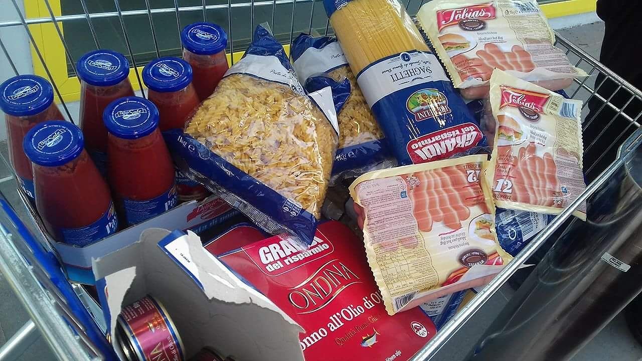 Un carrello della spesa