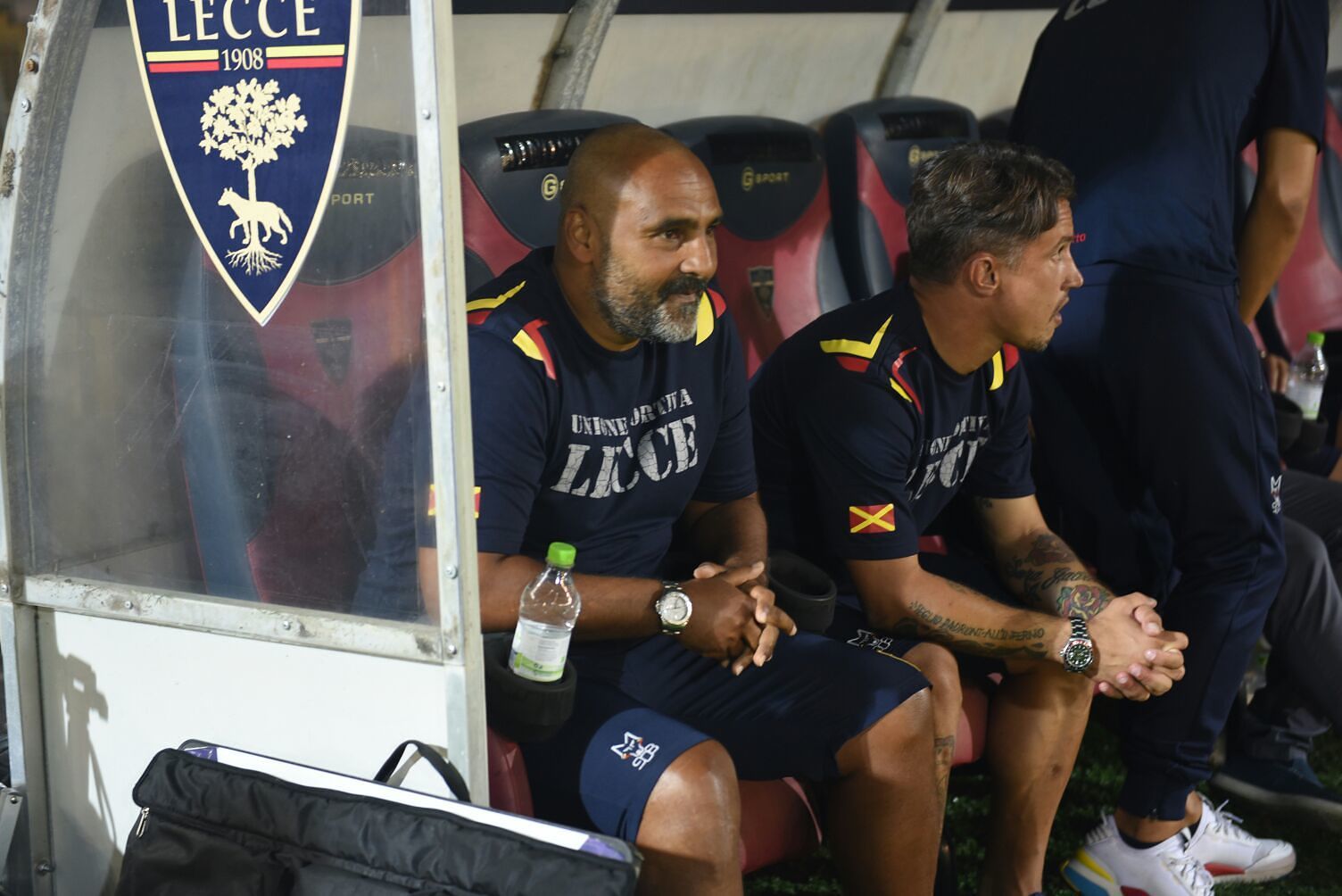 Liverani e Coppola in panchina (ph.Pinto)