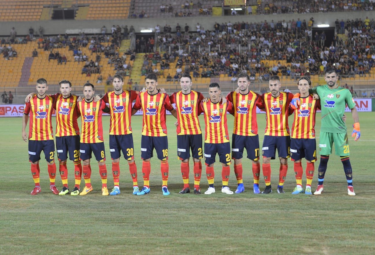La formazione del Lecce (ph.Pinto)