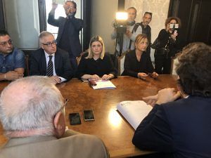 Lupiae-Servizi-incontro-prefettura