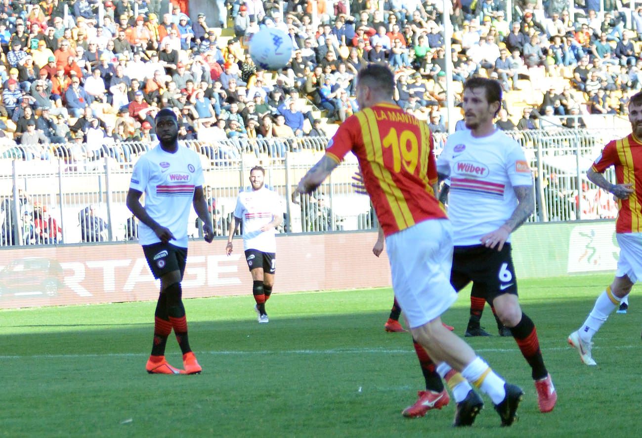 La Mantia batte a rete (ph.Pinto)