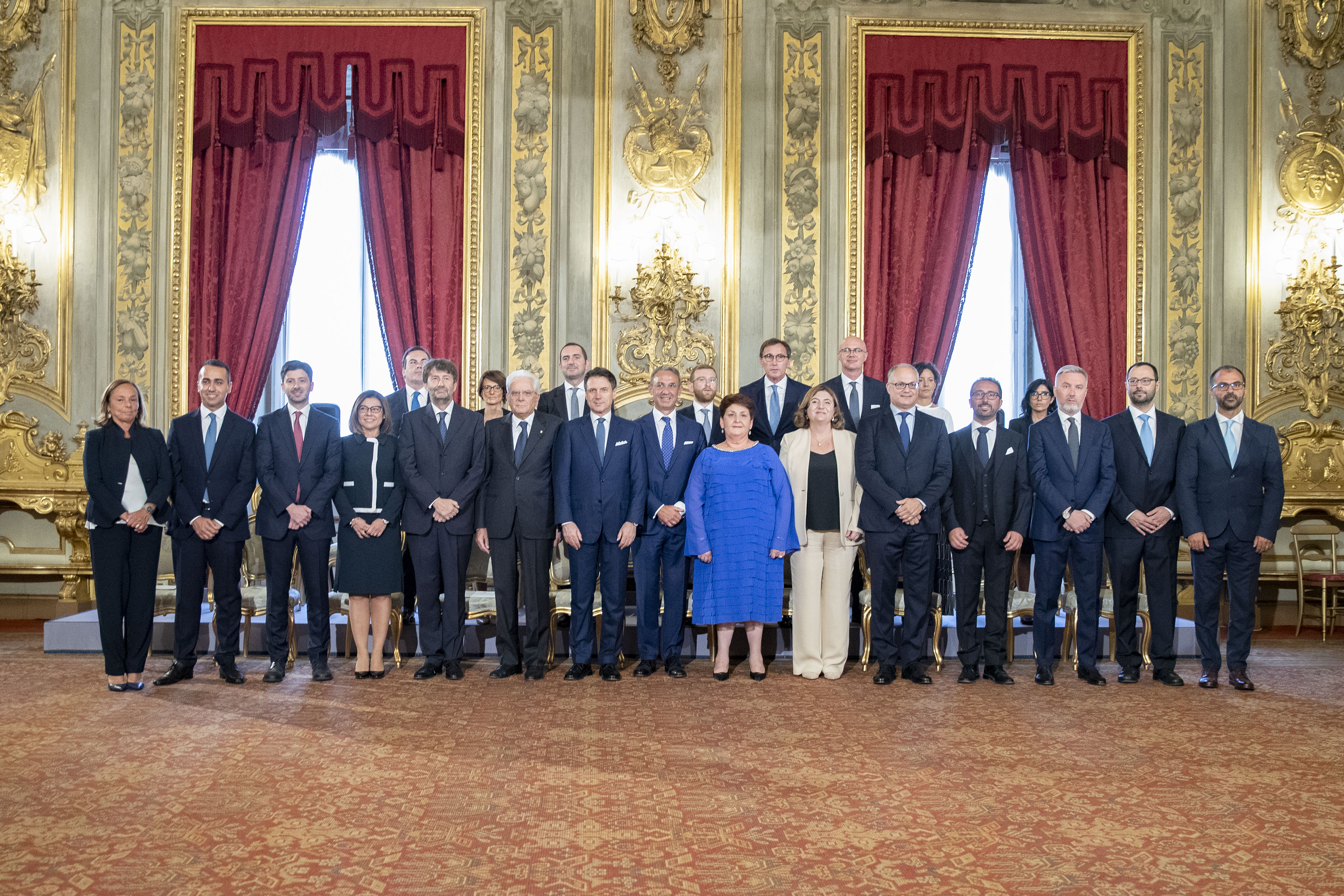 Il Presidente Sergio Mattarella in occasione della cerimonia di giuramento del Presidente del Consiglio dei Ministri Giuseppe Conte e dei membri del nuovo Governo 
(foto di Francesco Ammendola - Ufficio per la Stampa e la Comunicazione della Presidenza della Repubblica)