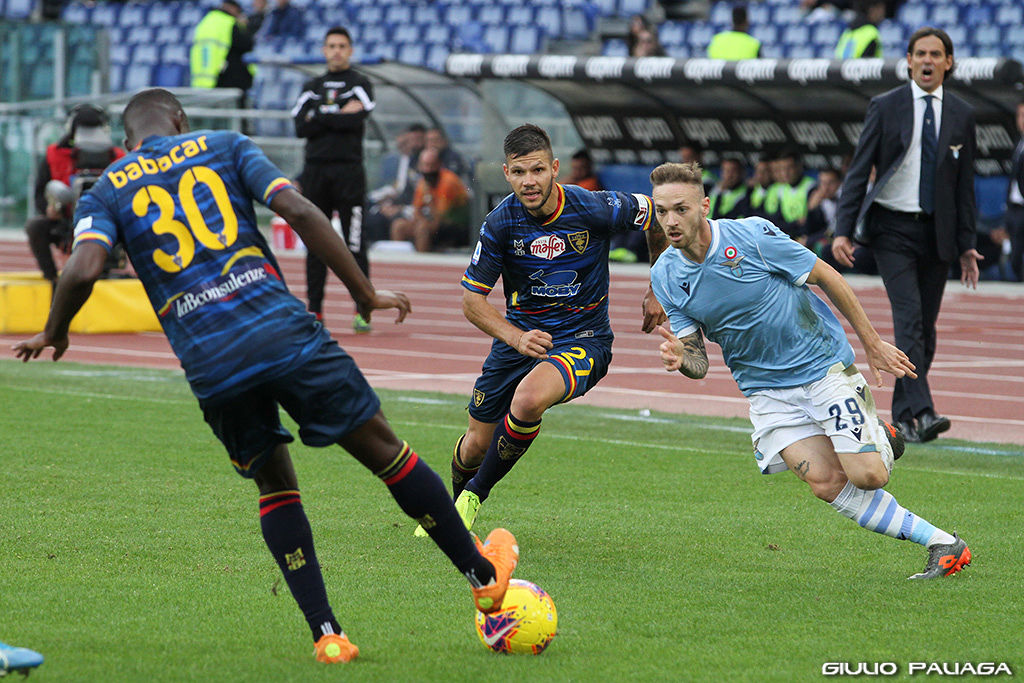 Lazzari tra Babacar e Calderoni (ph.Paliaga)