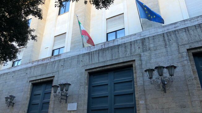 Camera di Commercio, Viale Gallipoli (ph. Davide Milone)