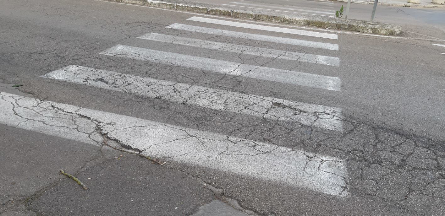 Lecce-strisce-pedonali (Ph. Federica De Masi)
