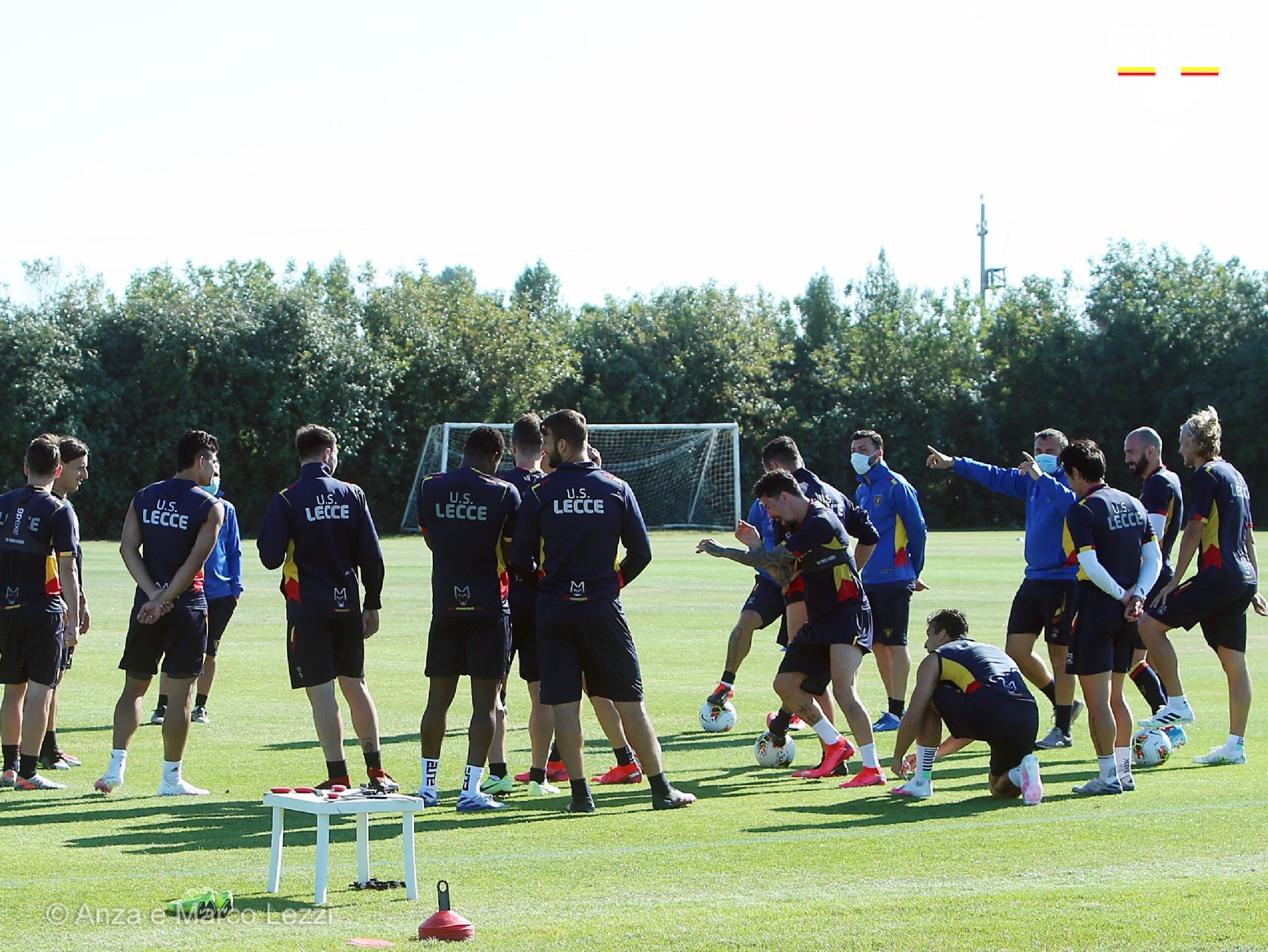 Il Lecce in allenamento
