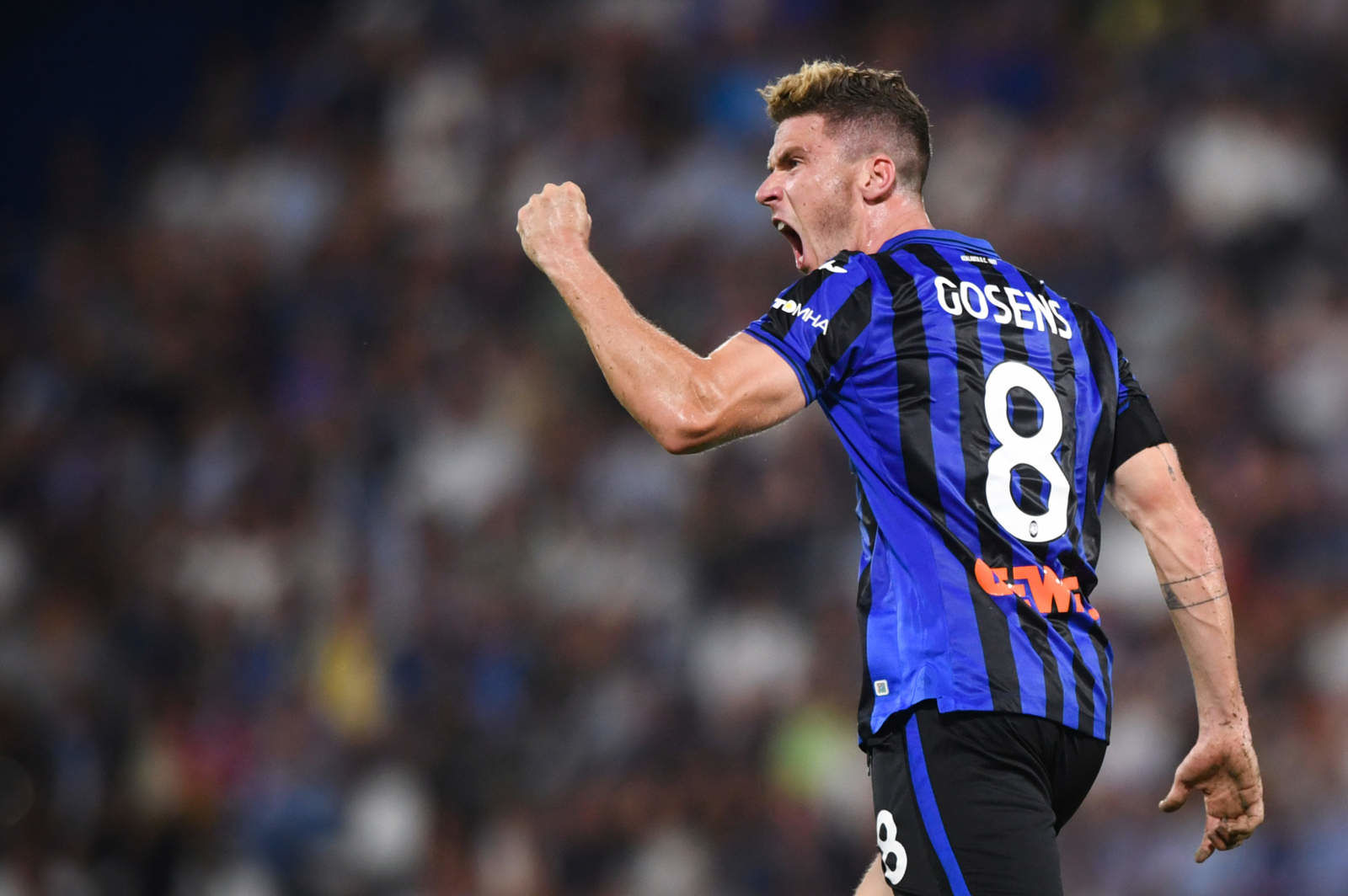 Foto Massimo Paolone/LaPresse 
25 agosto 2019 Ferrara, Italia 
sport calcio 
Spal vs Atalanta - Campionato di calcio Serie A TIM 2019/2020 - stadio Paolo Mazza
Nella foto: Robin Gosens (Atalanta Bergamasca Calcio) esulta dopo aver realizzato il gol 1-2

Photo Massimo Paolone/LaPresse 
August 25, 2019 Ferrara, Italy 
sport soccer 
Spal vs Atalanta - Italian Football Championship League A TIM 2019/2020 - Paolo Mazza stadium
In the pic: Robin Gosens (Atalanta Bergamasca Calcio) celebrates after scoring goal 1-2
