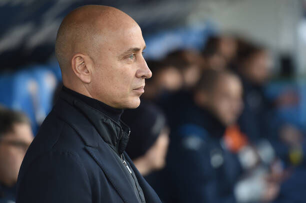 BRESCIA, ITALY - DECEMBER 14: Head coach Eugenio Corini of Brescia looks on during the Serie A match between Brescia Calcio and US Lecce at Stadio Mario Rigamonti on December 14, 2019 in Brescia, Italy. (Photo by Tullio M. Puglia/Getty Images)