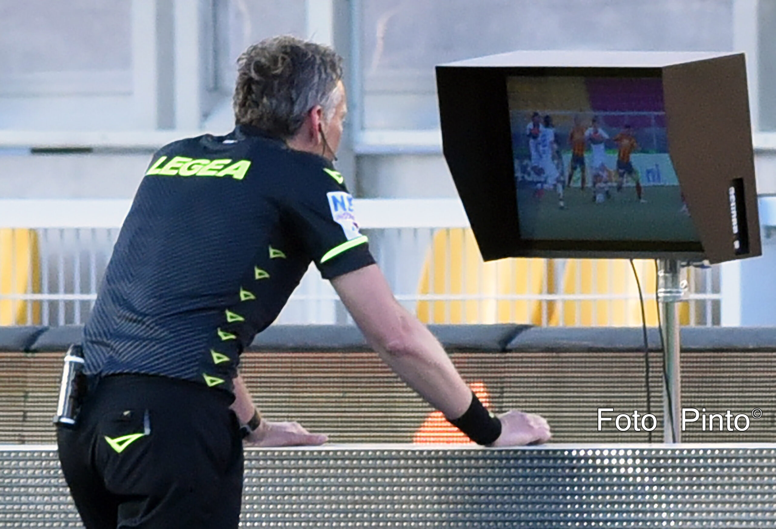 L'arbitro Massimiliano Irrati