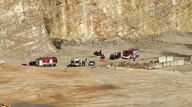 incidente ultralleggero cava