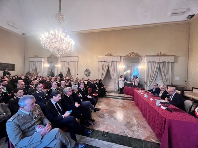 Giornata della Memoria, in Prefettura consegnate 28 medaglie d’onore