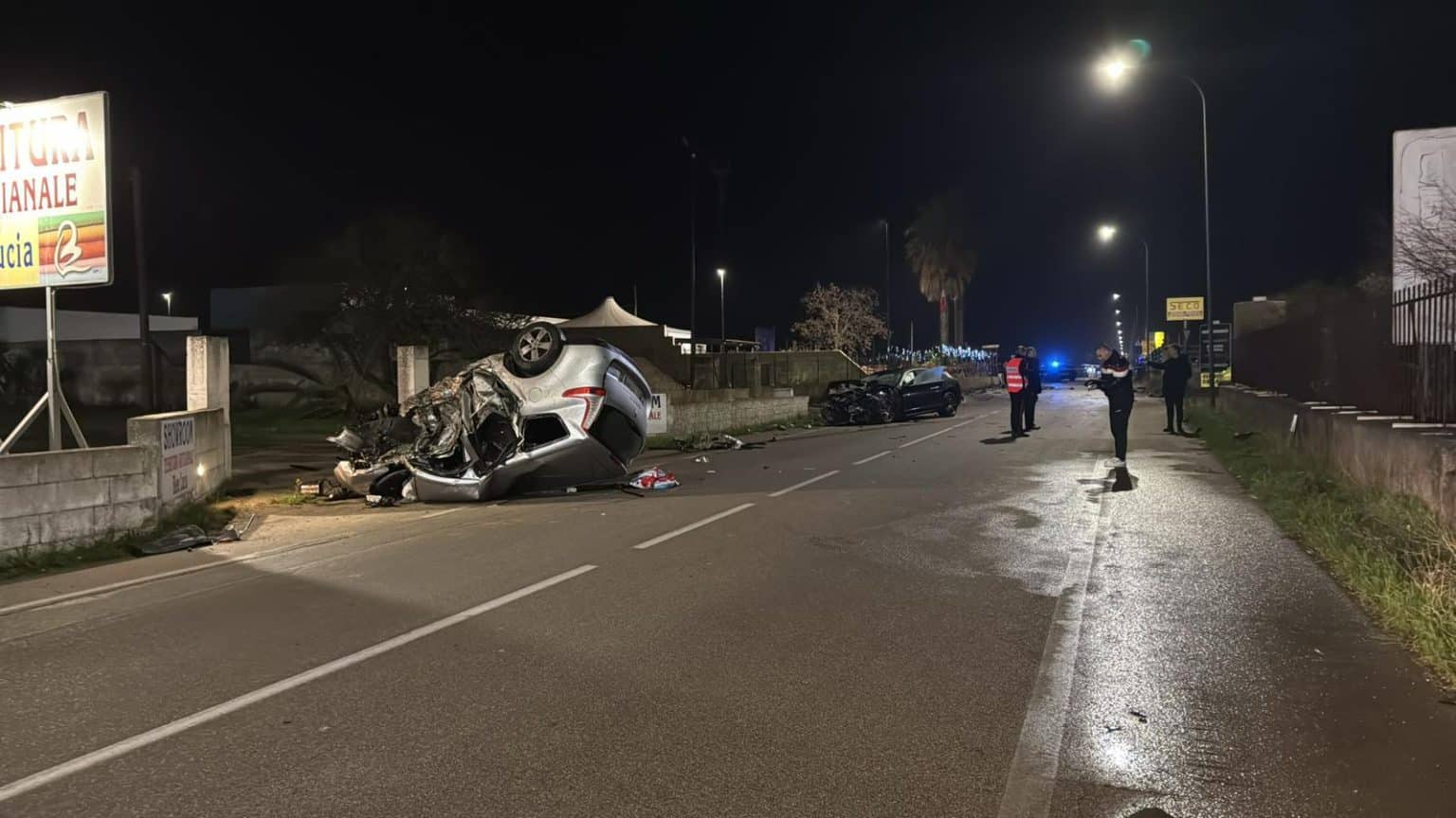 Tragico incidente sulla 275, scontro frontale tra auto. Muore un ...