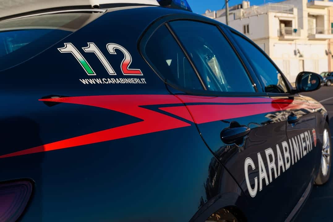 Dettaglio di un'abitazione a Tricase dopo il furto